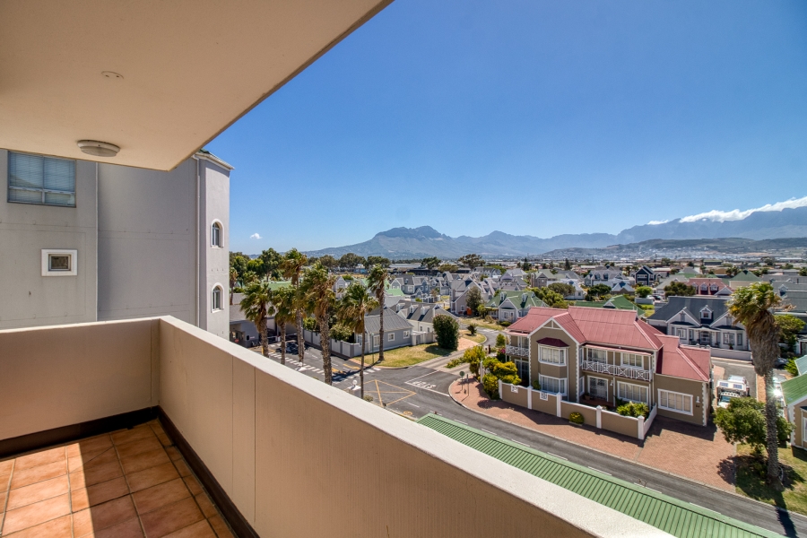 1 Bedroom Property for Sale in Greenways Golf Estate Western Cape